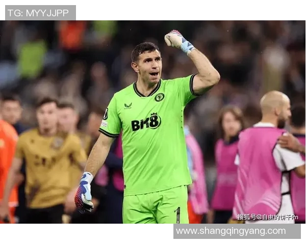 亚自由与罗萨里之战的战术较量与球队表现分析